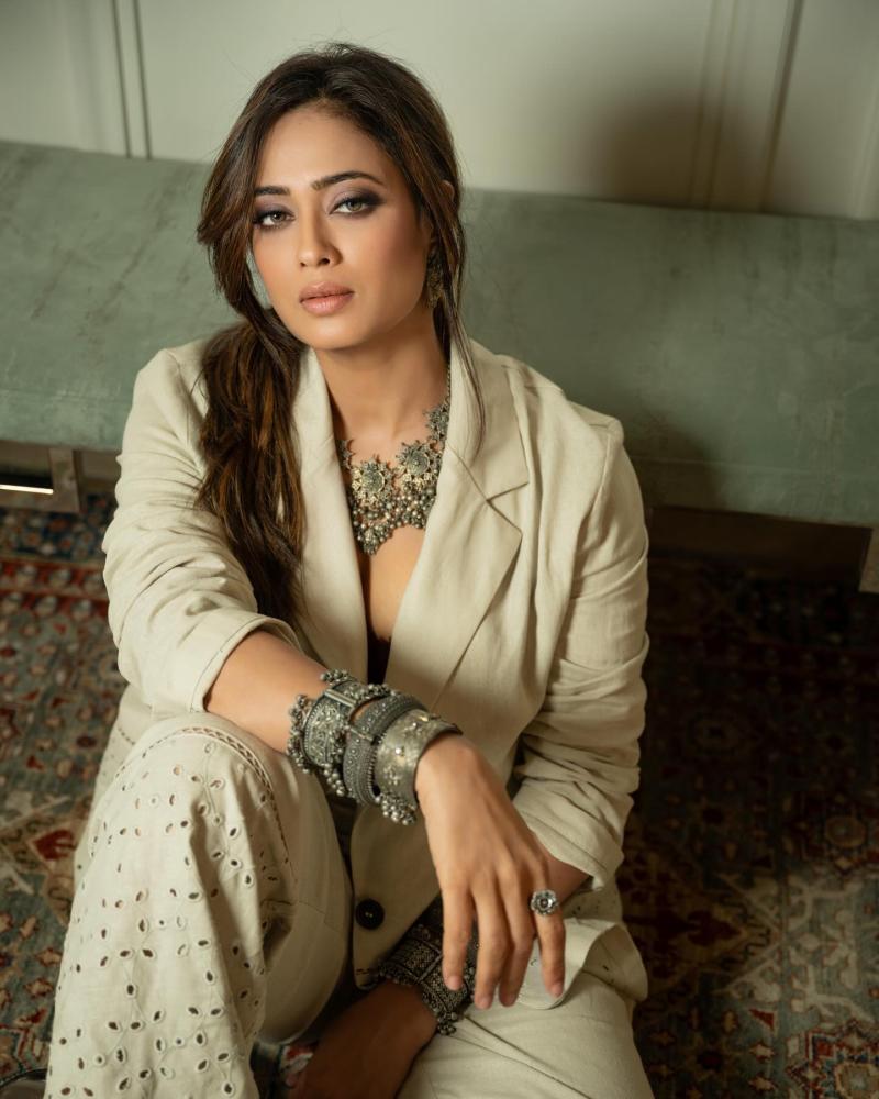 shweta-tiwari-cute-photos